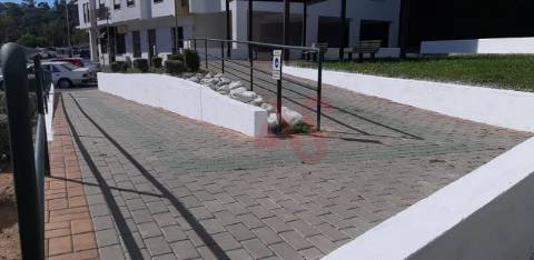 Terreno para construção com 557 m2 em Cacém, Sintra