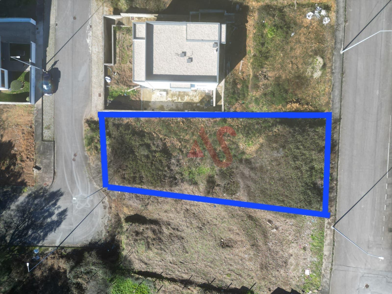 Lote Urbano de 650 m² com Excelente Localização e Vista Panorâmica em Seroa, Paços de Ferreira