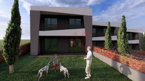 Moradia T3 em construção em Idães, Felgueiras