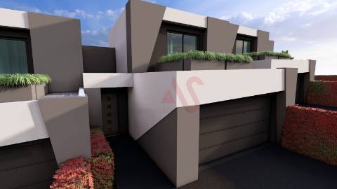 Moradia T3 em Banda em construção em Idães, Felgueiras