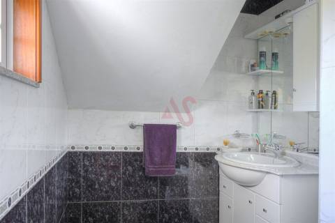 Moradia T3 em Serzedo, Guimarães