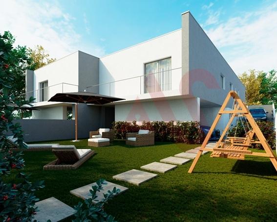 Moradia T3 Térrea Geminada Luxuosa, com 3 quartos (1 Suíte), Varanda, Garagem, em Pias Lousada