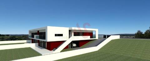 Moradia T3 Térrea Geminada em construção - Golães, Fafe