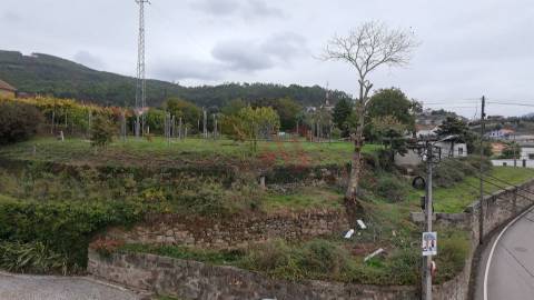 Terreno de construção com 2.800 m² em Sousela, Lousada