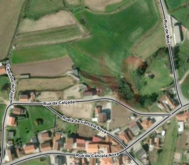 Terreno Agrícola com 1.840 m² em Silvares, Lousada