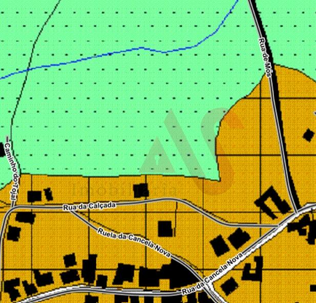 Terreno Agrícola com 1.840 m² em Silvares, Lousada