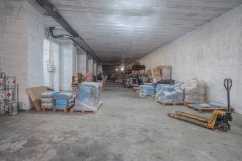 Armazém industrial com 2.000 m² em Vila Fria, Felgueiras