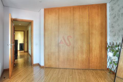 Apartamento T3 com vista panorâmica em São João das Caldas de Vizela