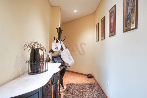 Apartamento T3 com vista panorâmica em São João das Caldas de Vizela