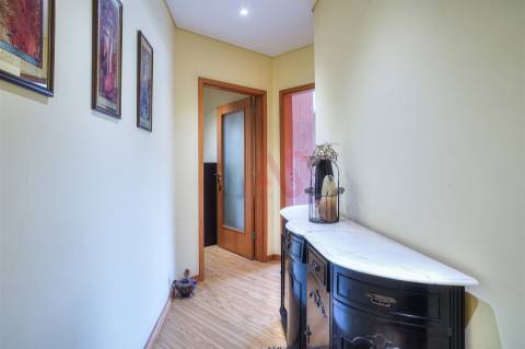 Apartamento T3 com vista panorâmica em São João das Caldas de Vizela