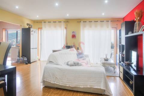 Apartamento T3 com vista panorâmica em São João das Caldas de Vizela