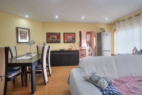 Apartamento T3 com vista panorâmica em São João das Caldas de Vizela