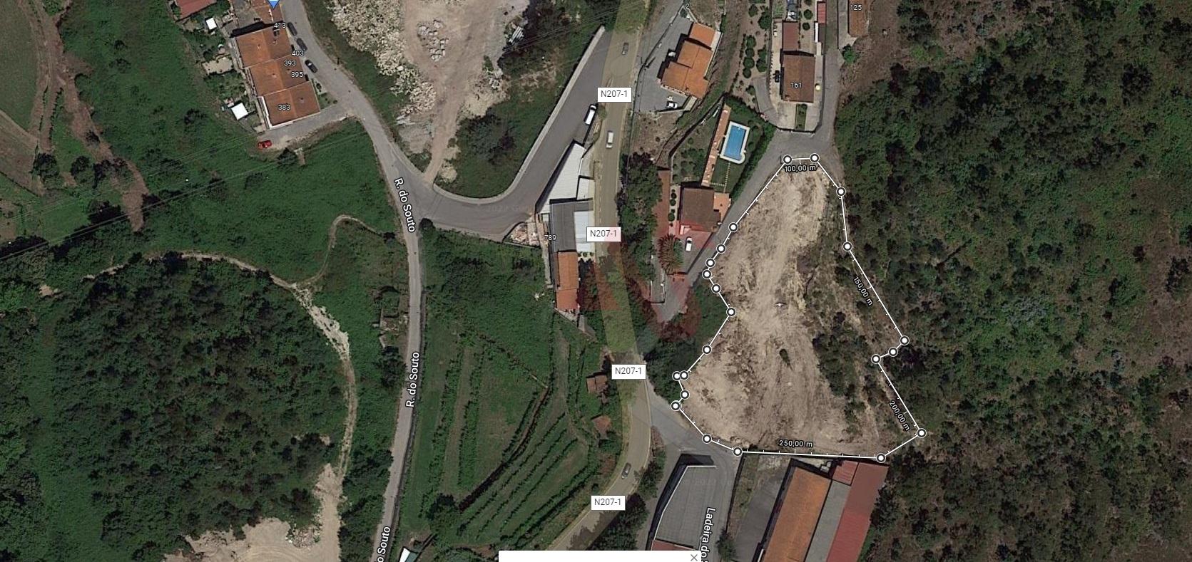 Terreno rústico com 4.884 m² em Santa Eulália, Vizela