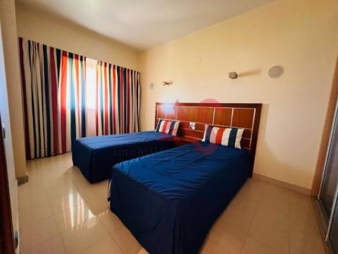 Apartamento T2 Mobilado com 2 Piscinas inserido no Hotel Balaia Atlântico