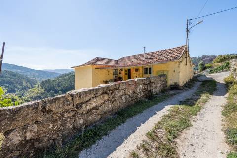 Quinta T3 em Souselo, Cinfães – Charme, Natureza e Tranquilidade!