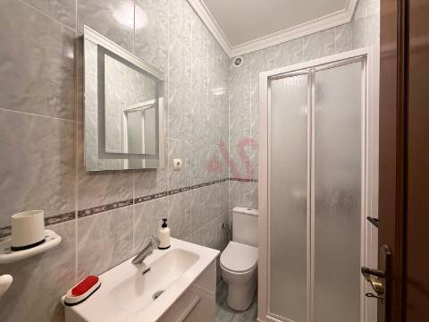 Moradia T3 com 1.600 m² de terreno em Vilarinho, Santo Tirso