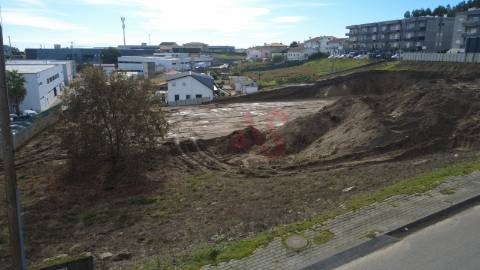 Terreno para Construção com 620 m² em Barrosas Idães, Felgueiras