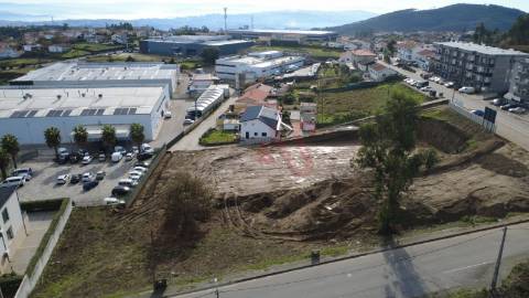 Terreno para Construção com 620 m² em Barrosas Idães, Felgueiras