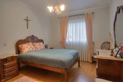 Apartamento T3 à venda em Barrosas (Santo Estêvão), Lousada