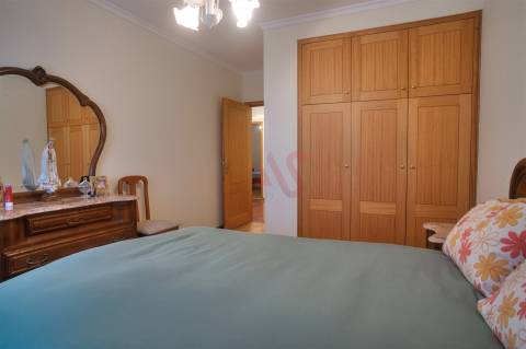 Apartamento T3 à venda em Barrosas (Santo Estêvão), Lousada