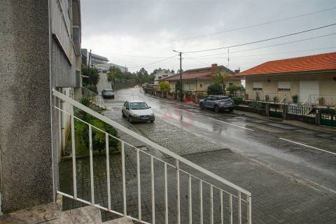 Apartamento T3 à venda em Barrosas (Santo Estêvão), Lousada