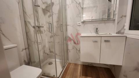 Moradia T3 Remodelada em Vila das Aves, Santo Tirso