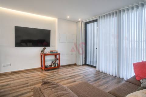 Moradia T5 a 400 metros da praia com Piscina em Aguçadoura – Póvoa de Varzim