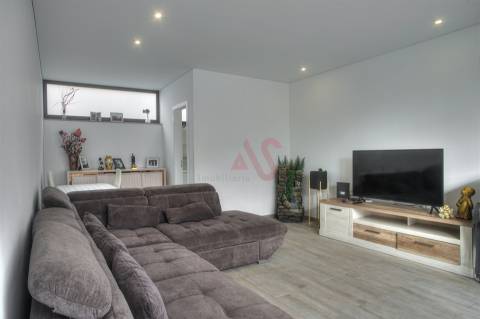 Moradia T5 a 400 metros da praia com Piscina em Aguçadoura – Póvoa de Varzim