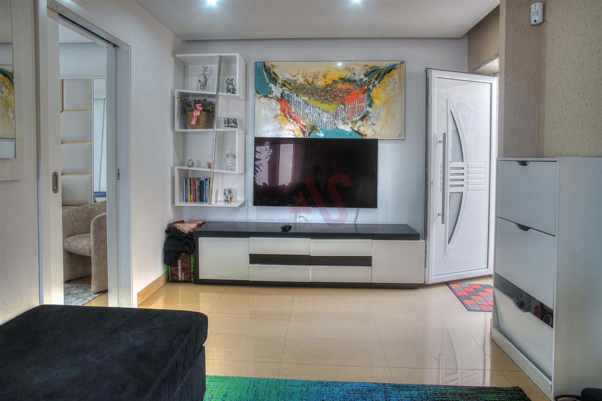 Moradia T4+1 com Espaço Comercial  em Sousa, Felgueiras