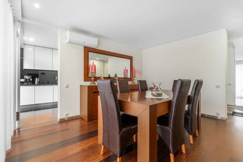 Moradia T3 Moderna com Acabamentos Premium em A ver o Mar - Póvoa de Varzim