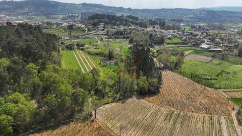 Terreno com 3.300 m² em Pedreira, Rande e Sernande, Felgueiras