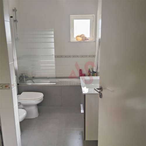 Moradia T3 ( + T1 + T2 Duplex) com Piscina em Albufeira