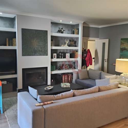 Moradia T3 ( + T1 + T2 Duplex) com Piscina em Albufeira