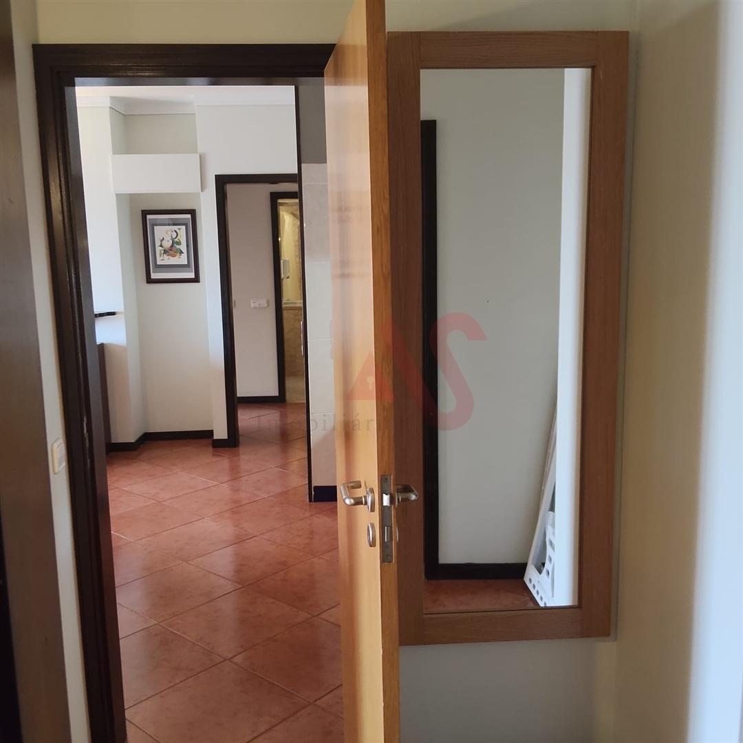 Apartamento T2 em Albufeira Inserido na Urbanização Vale Navio