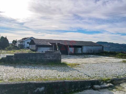 Terreno com 3.297 m² na Lixa – Dividido em 4 Lotes