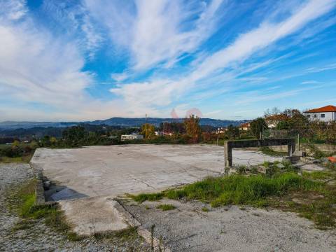 Terreno com 3.297 m² na Lixa – Dividido em 4 Lotes