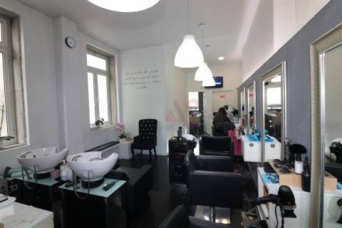 💈 Trespasse de Cabeleireiro Pronto a Operar no Centro de Vizela – Rua Dr. Abílio Torres
