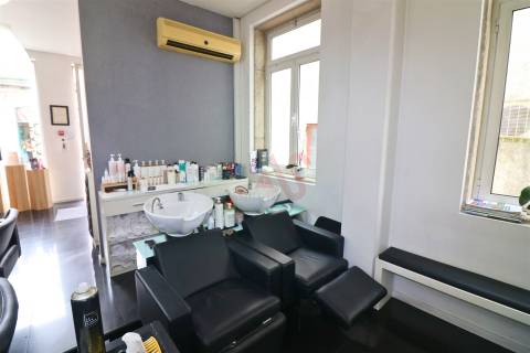 💈 Trespasse de Cabeleireiro Pronto a Operar no Centro de Vizela – Rua Dr. Abílio Torres