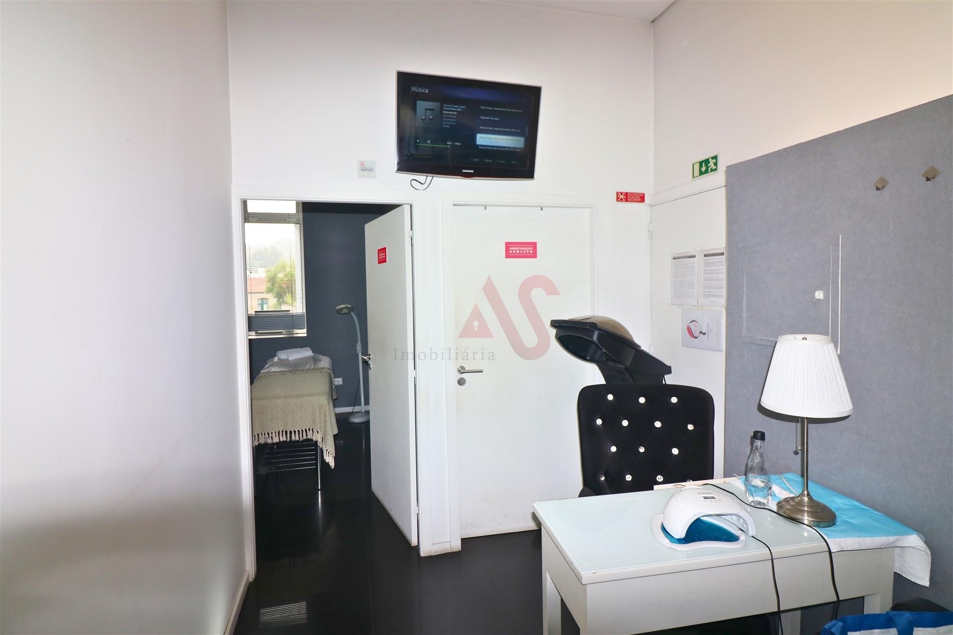 💈 Trespasse de Cabeleireiro Pronto a Operar no Centro de Vizela – Rua Dr. Abílio Torres