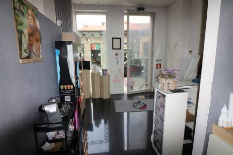 💈 Trespasse de Cabeleireiro Pronto a Operar no Centro de Vizela – Rua Dr. Abílio Torres