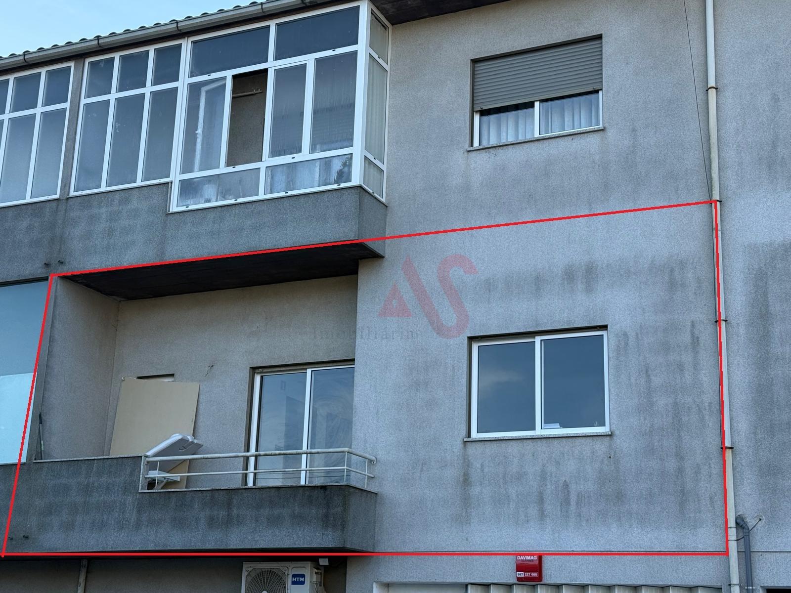 &#127969; Loja no Rés do Chão com Possibilidade de Conversão em T2 ou T3 – Sousa, Felgueiras