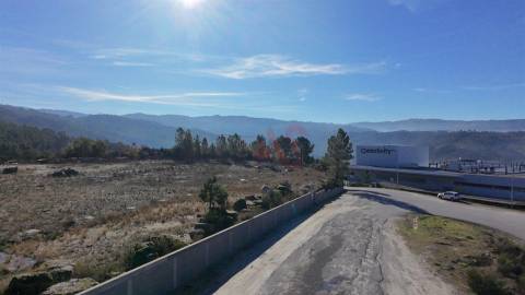Terreno para construção com 9.638 m2 em Aboadela, Amarante