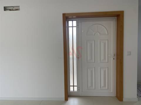 Apartamento T3 para arrendamento em Boim, Lousada