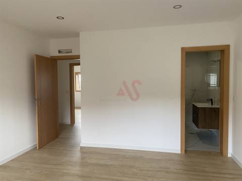 Apartamento T3 para arrendamento em Boim, Lousada