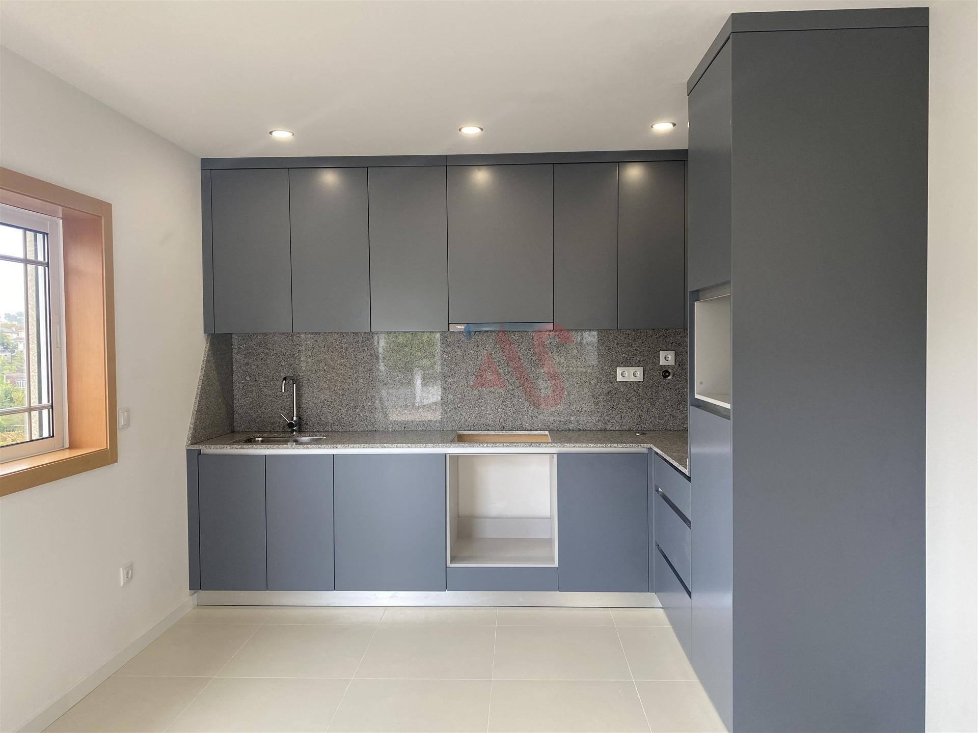 Apartamento T3 para arrendamento em Boim, Lousada