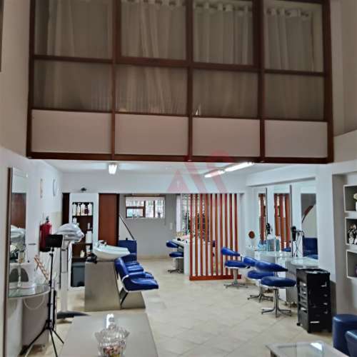 🏢 Loja no Rés do Chão com Possibilidade de Conversão em T2 Duplex – Vila Nova de Famalicão