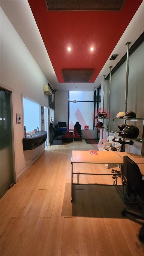 Armazém  Arrendamento em Santo Tirso, Couto (Santa Cristina e São Miguel) e Burgães,Santo Tirso