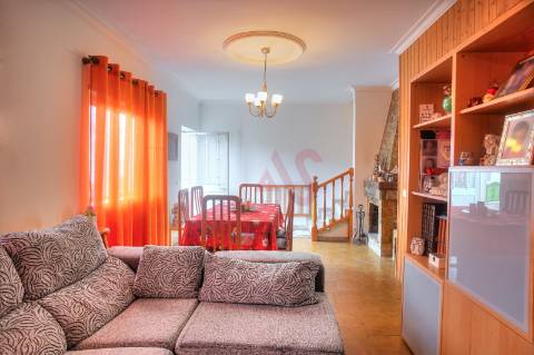 Moradia T3 com terreno de 409 m² – Vila Praia de Âncora | 350.000 €