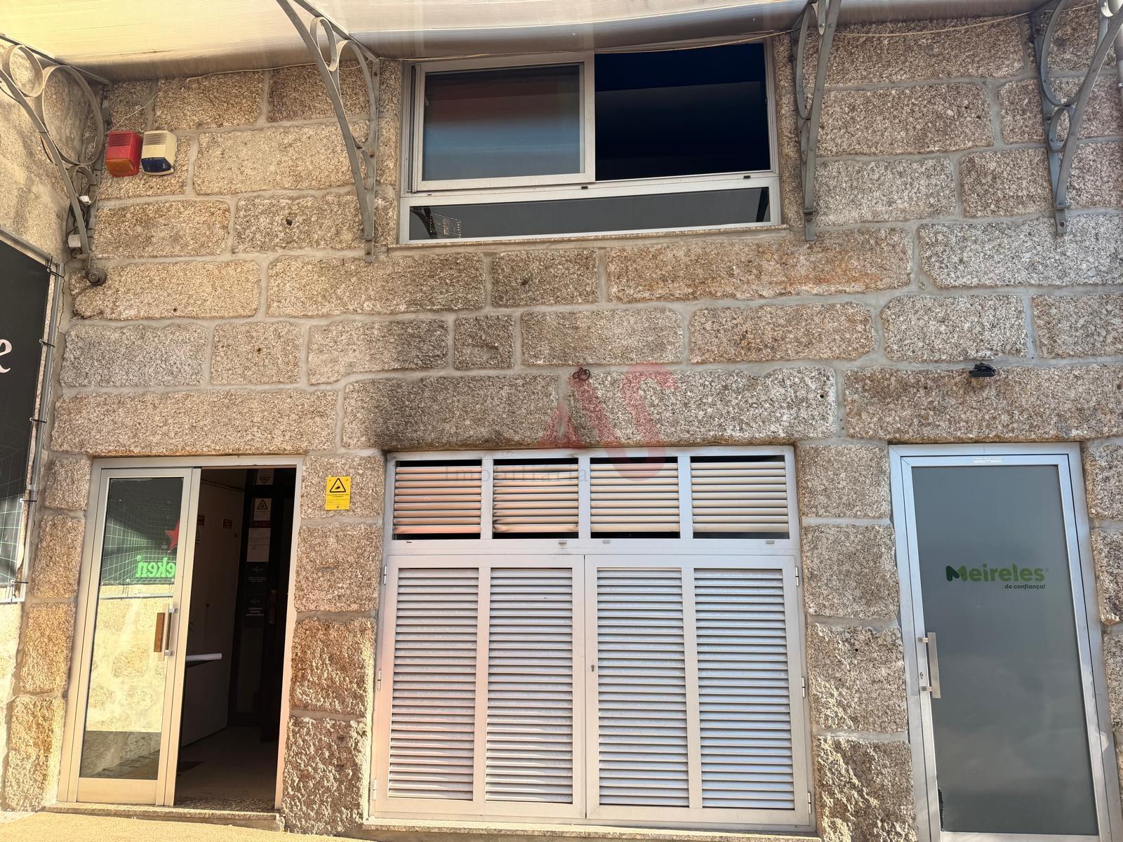 Trespasse – Bar / Espaço Noturno no Centro de Vizela – Em Pleno Funcionamento