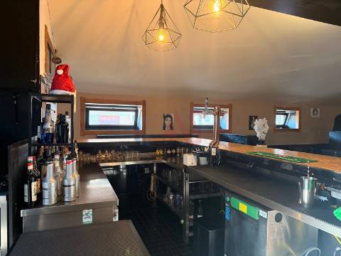 Trespasse – Bar / Espaço Noturno no Centro de Vizela – Em Pleno Funcionamento